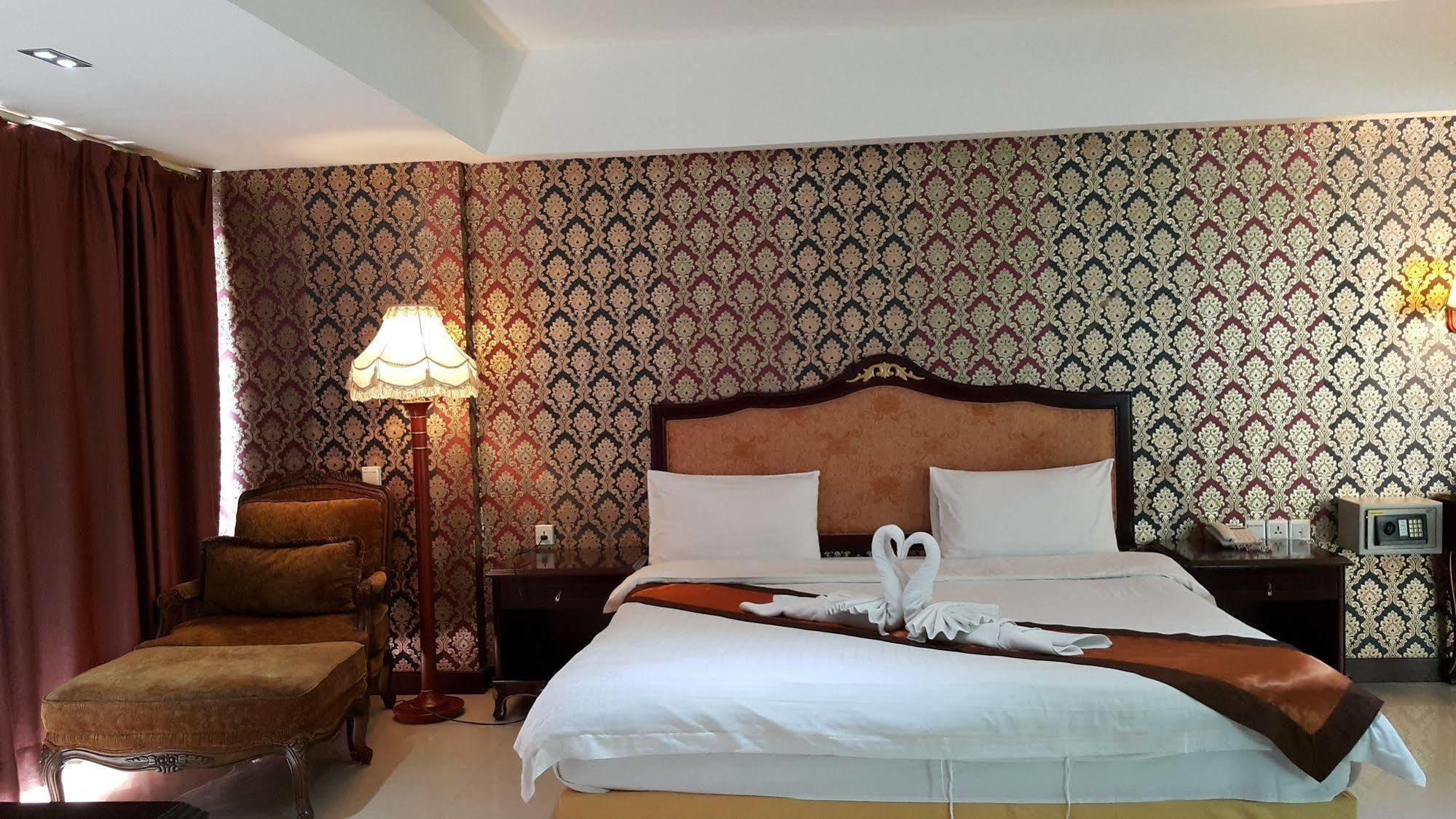 The Privi Suites Pattaya Eksteriør billede